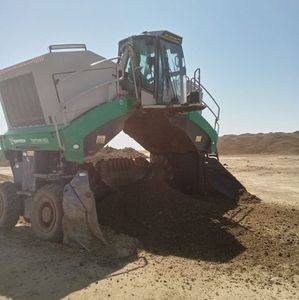 Meet your Posher, Favian